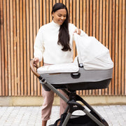Joie Calmi R129 Car Seat